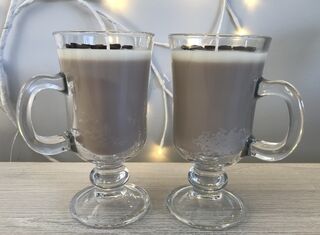 Pre-loved Tall Glass Coffee Cup Candle with Coffee Beans