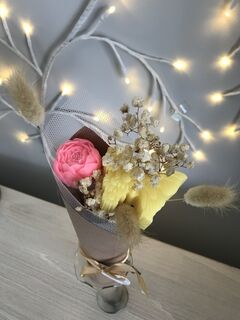Soy Wax Melt Wrapped Bouquet with a Scented Pink Flower & Lemon Butterfly