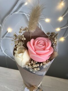 Soy Wax Melt Wrapped Bouquet with Pink & White Flowers