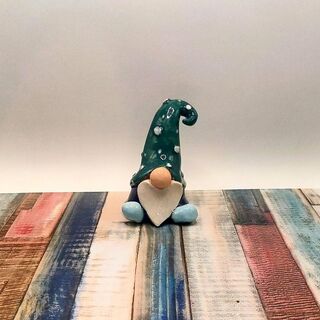 Gnome - Teal Dotty