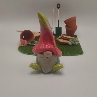 Gnome - Lily