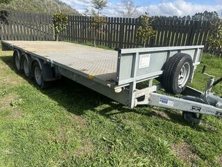 Trailer 6m 3.5T - Flat Deck (tri axle) trailer