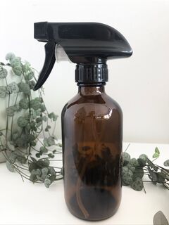 Amber spray bottle 250ml