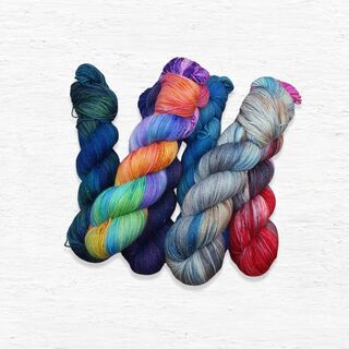 Twinkle Fingering 4ply (Merino/Nylon/Stellina)