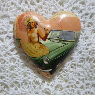 Vintage car and Lady heart