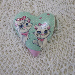 Kitty Heart