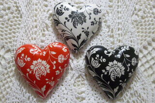 Set of  3 Arabesque Hearts