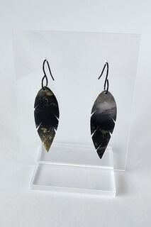ONYX Long Feather Earrings