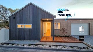 Move in and Pour the Gin