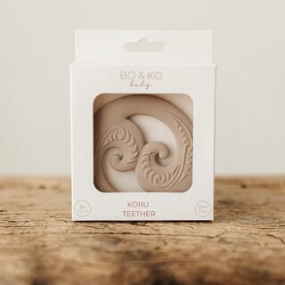 Koru Teether