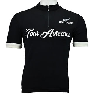 Tour Aotearoa 'All Black' merino wool cycling jersey - front