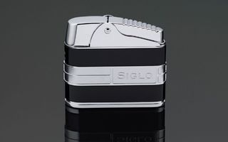 Siglo Retro Streamliner Table Lighter - Shiny Black