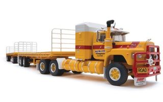 1/64 Neil Mansell Transport Freight Road Train Triple