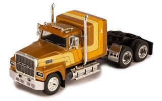 1/64 1978 Ford LTL 9000 (Bronze)
