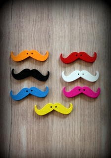 7 Moustaches