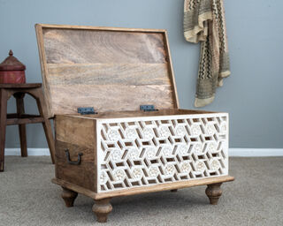 Ananya Small Boho Blanket Box